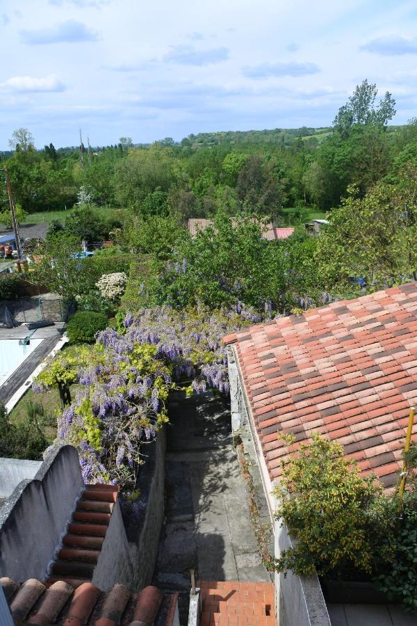Maison De Village Spacieuse Et Confortable Le Gué-de-Velluire Exterior foto